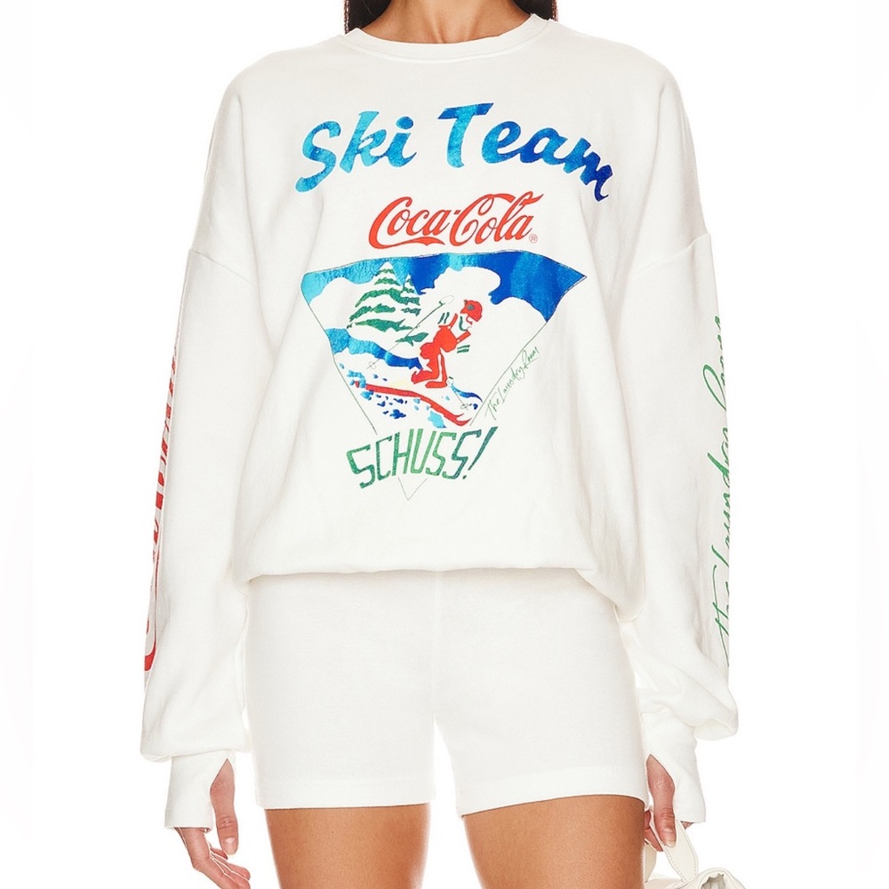 The laundry room graphic sweater in small